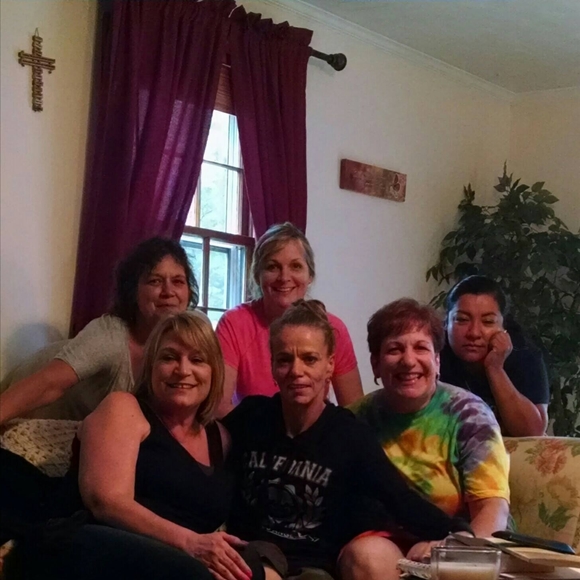 Meet your Posher, Tonya - Picture 1 of 1